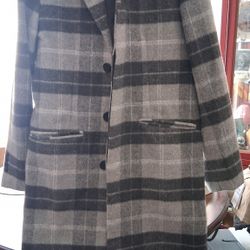Men's Knee Length DKNY Coat Small 