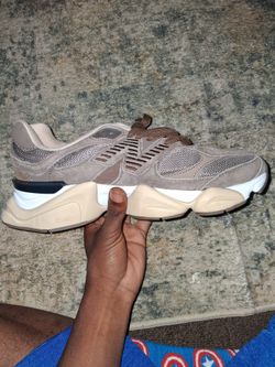NEW BALANCE 9060