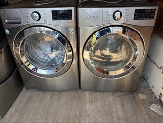 LG.  WASHER AND GAS DRYER
