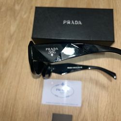 Prada Sunglasses with Authentication