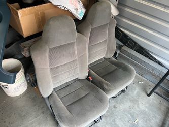 Ford F250 Front Seats