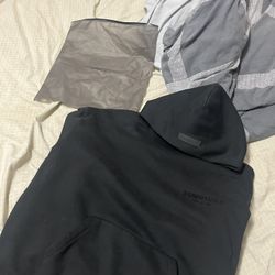 All Black Essentials Hoodie 