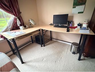 Triangle Work Desk