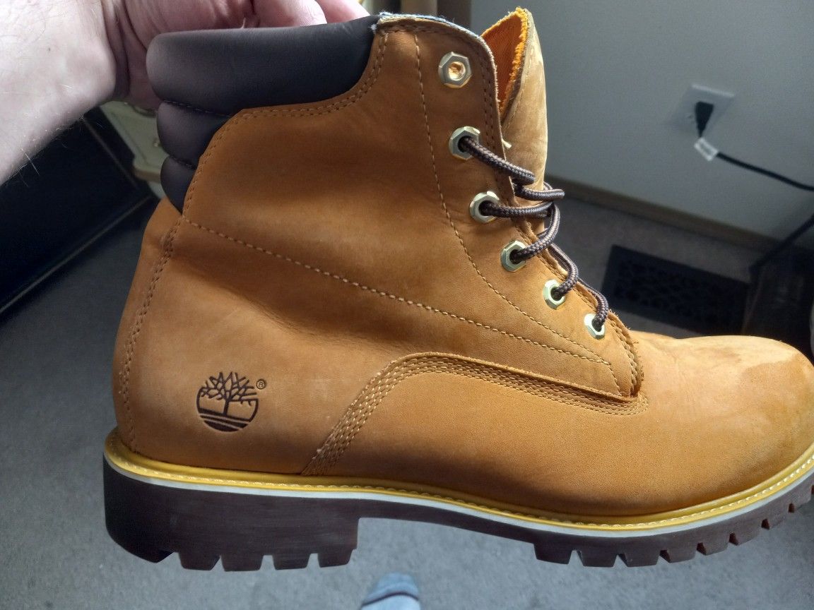 Size 13 Men's Timberland Boots