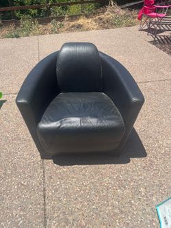 Club/Aviator chair (2)
