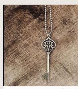 Key necklace