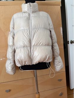 Uniqlo Jacket Women Small Ultra Light Down Puffer Packable Zip Ladies