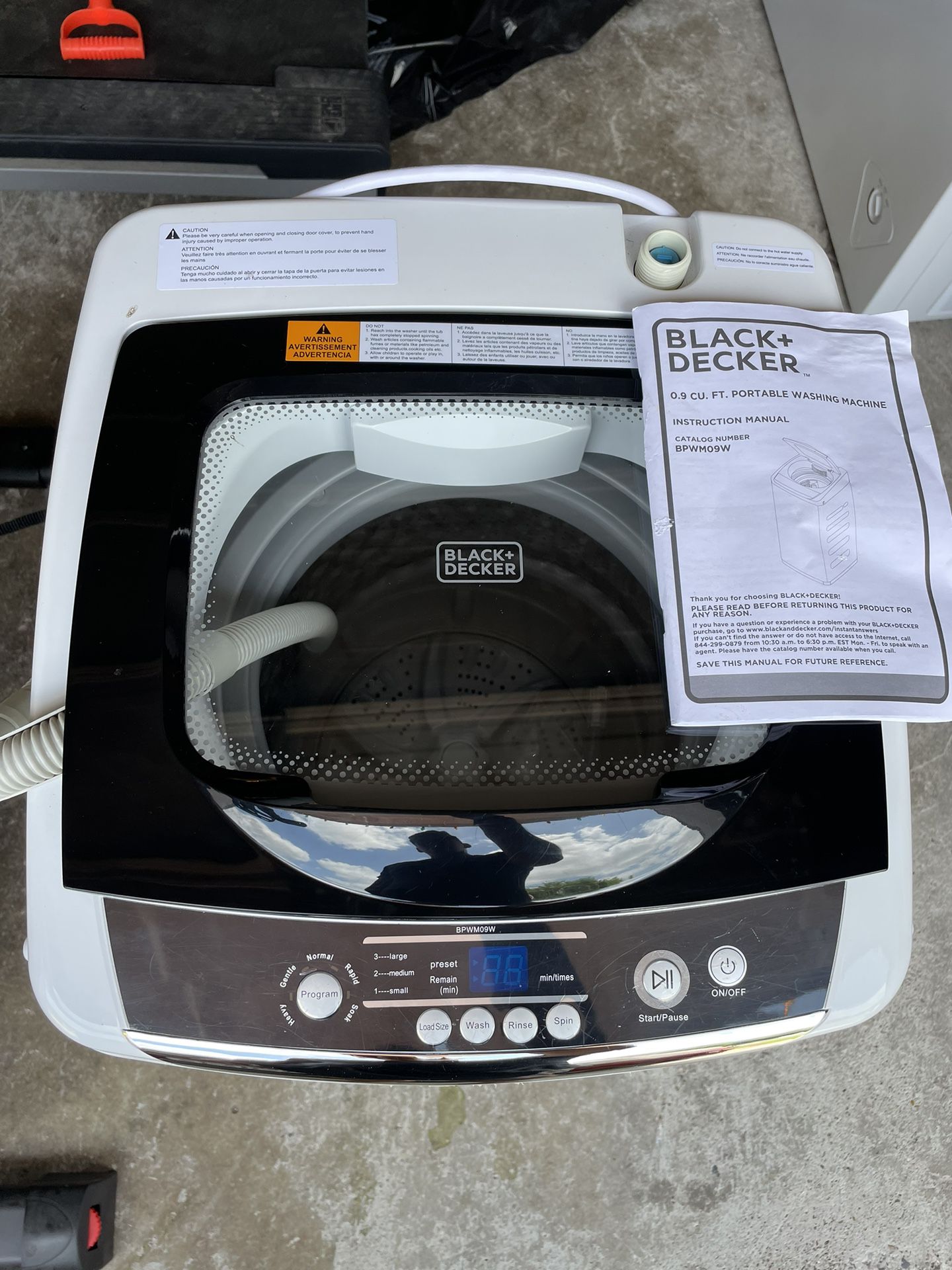 BLACK + DECKER Portable Washing Machine 