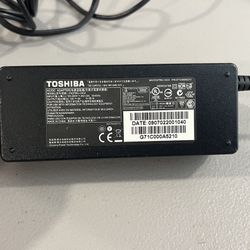 Genuine Toshiba PA3755U-1ACA PA3378U-1ACA PA3378E-1ACA Adapter 75W 15V 5A OEM