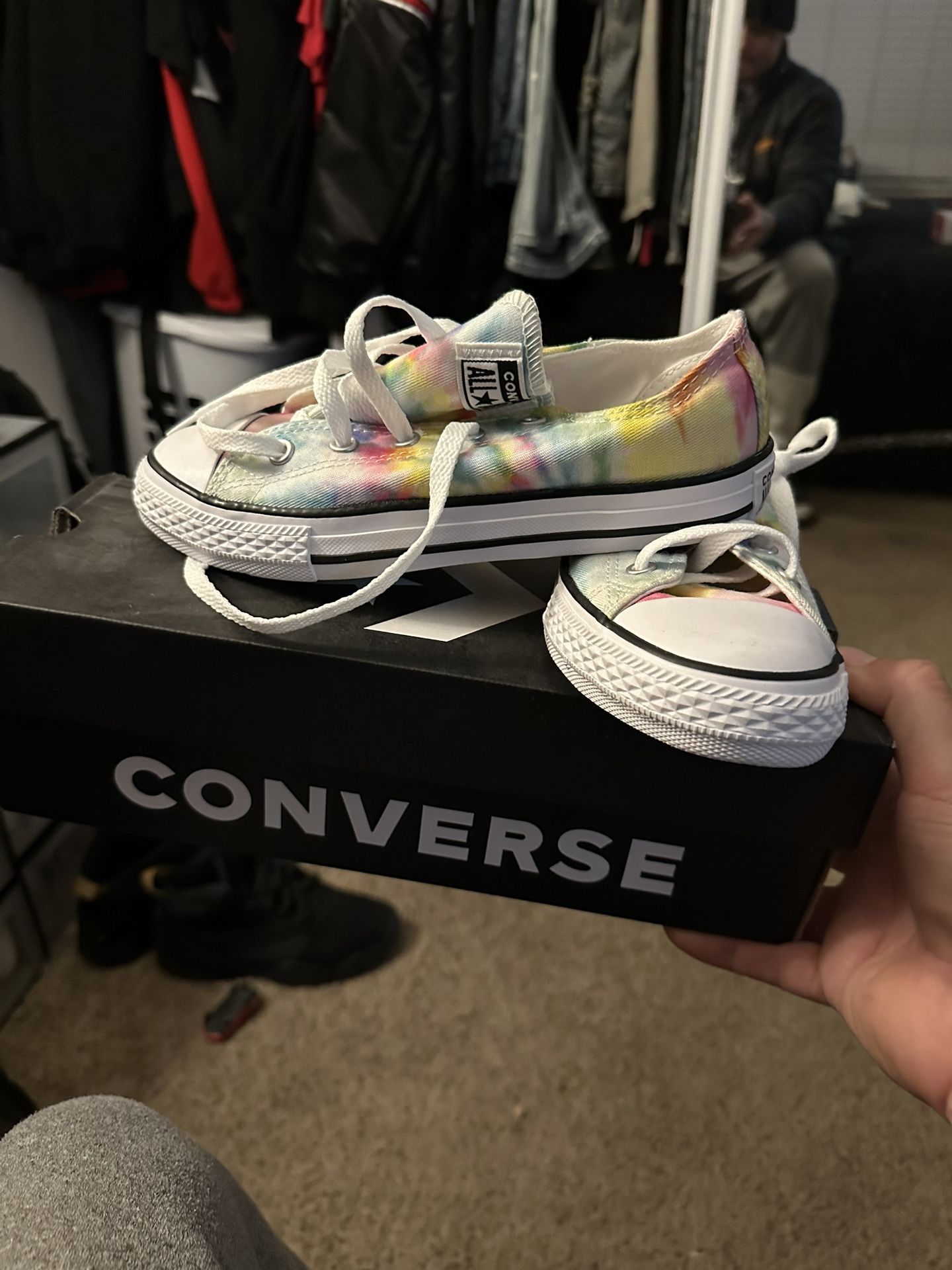 Converse