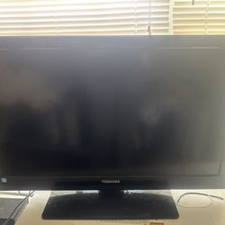 32 Inch LED Toshiba Smart Tv For Sale 
