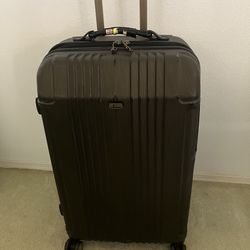 Luggage suitcase