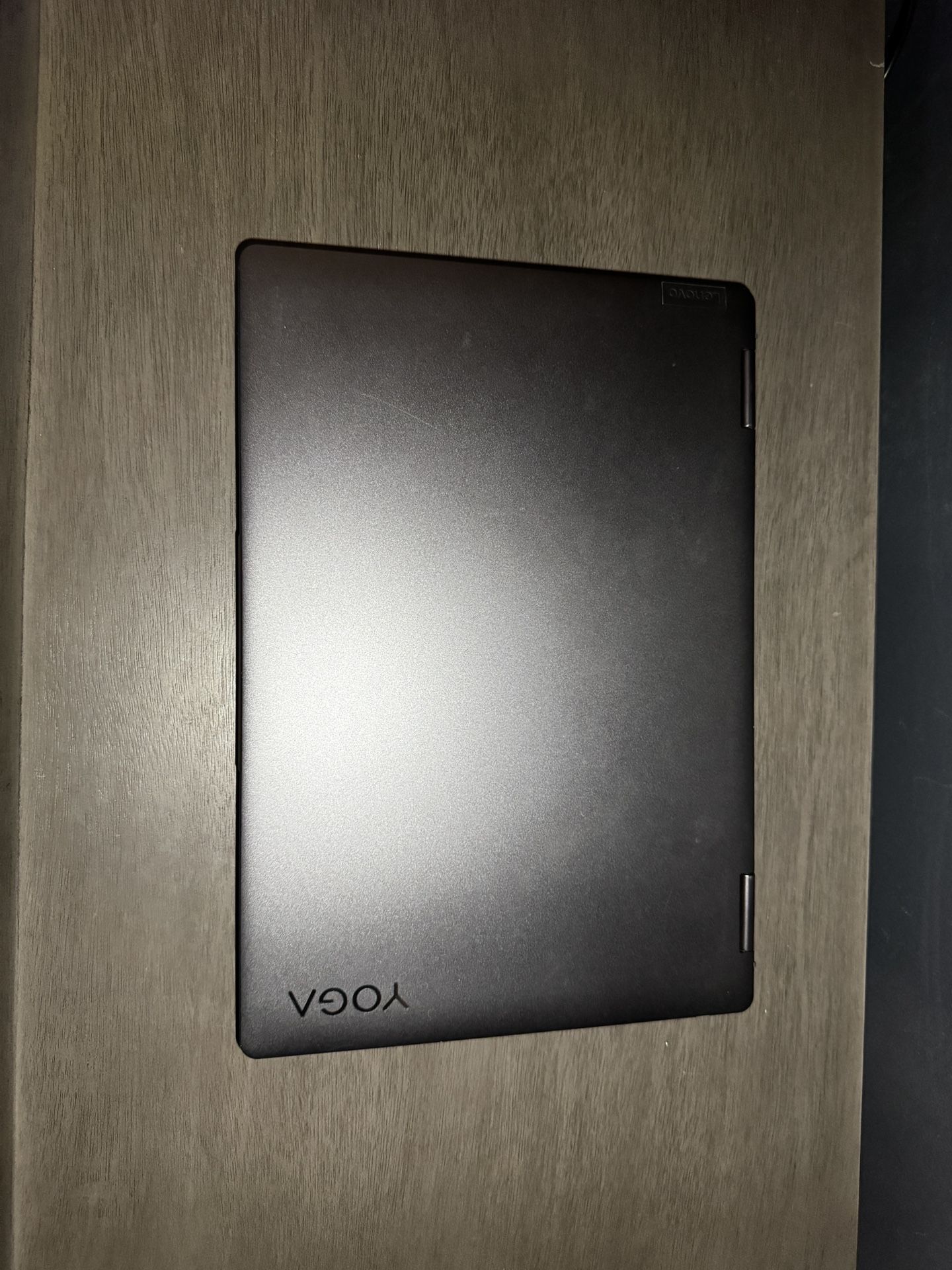 Lenovo Yoga 7 14IAL7