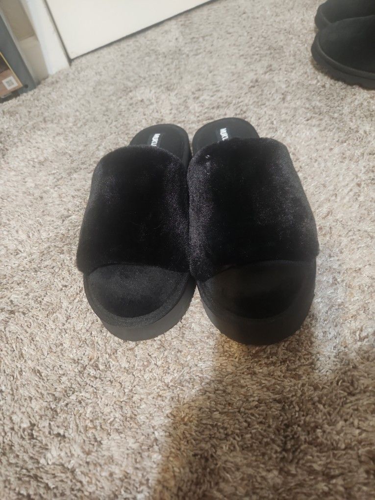 MukLuk Slippers Size XL (11-12)