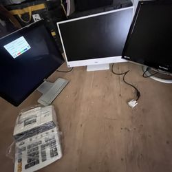 Dell Desktop Computer And Monitors 🖥️ 