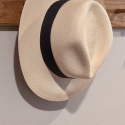 Ultrafino Montecristi Panama Hat