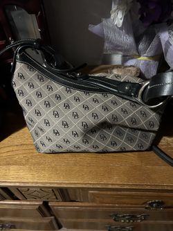 Dooney And Bourke Black Purse