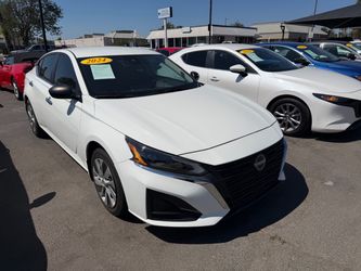 2024 Nissan altima