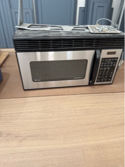 30” GE Profile microwave