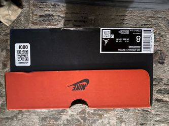 Jordan 12s sz8 women