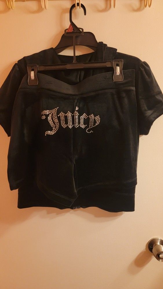Juicy Couture Velour Short Set