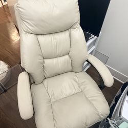 comfortable office chair