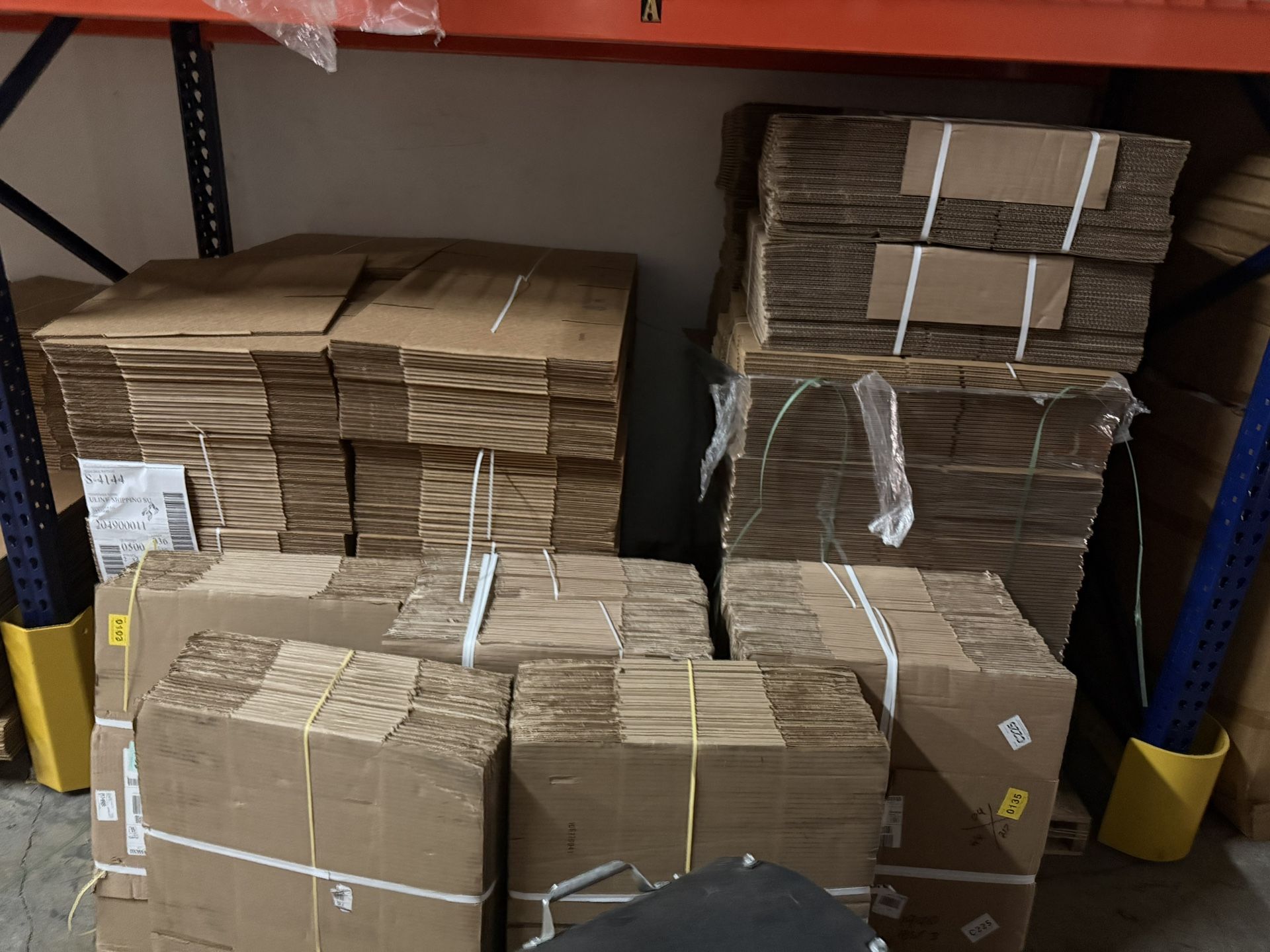 Moving & Shipping Boxes