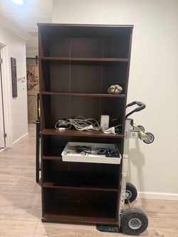IKEA bookshelf with adjustable shelves