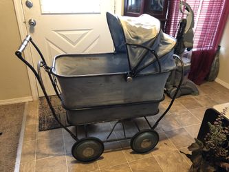 1940s baby carriage stroller