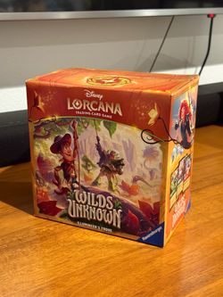 Disney Lorcana Wilds Unknown Illumineers Trove Box
