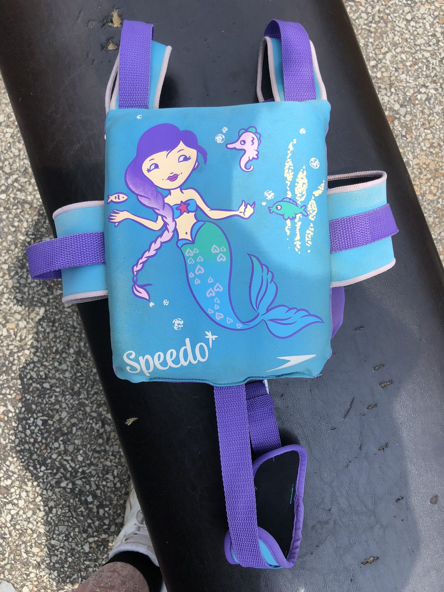 Speedo Kids’ Begin to swim float coach, Berry Grape, Mermaid, ages 2-4, 33-45 pounds 