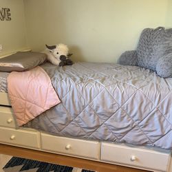 Daybed with Trundle + Storage – Gently Used – $100 (Huntington Beach)