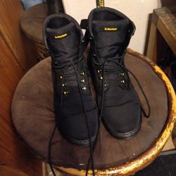 Dr. Martens Air Wait  Boots 