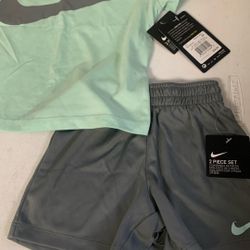 Nike Little Boys Dri-Fit T-Shirt & Short 2 Piece Set. 24M.                       Sh