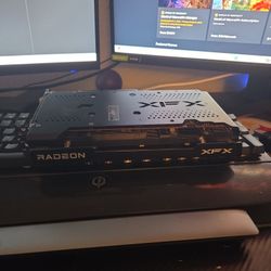 Radeon AMD 7600 8GB DDR6