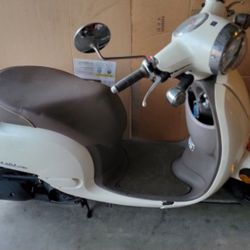 2013 HONDA METROPOLITAN 