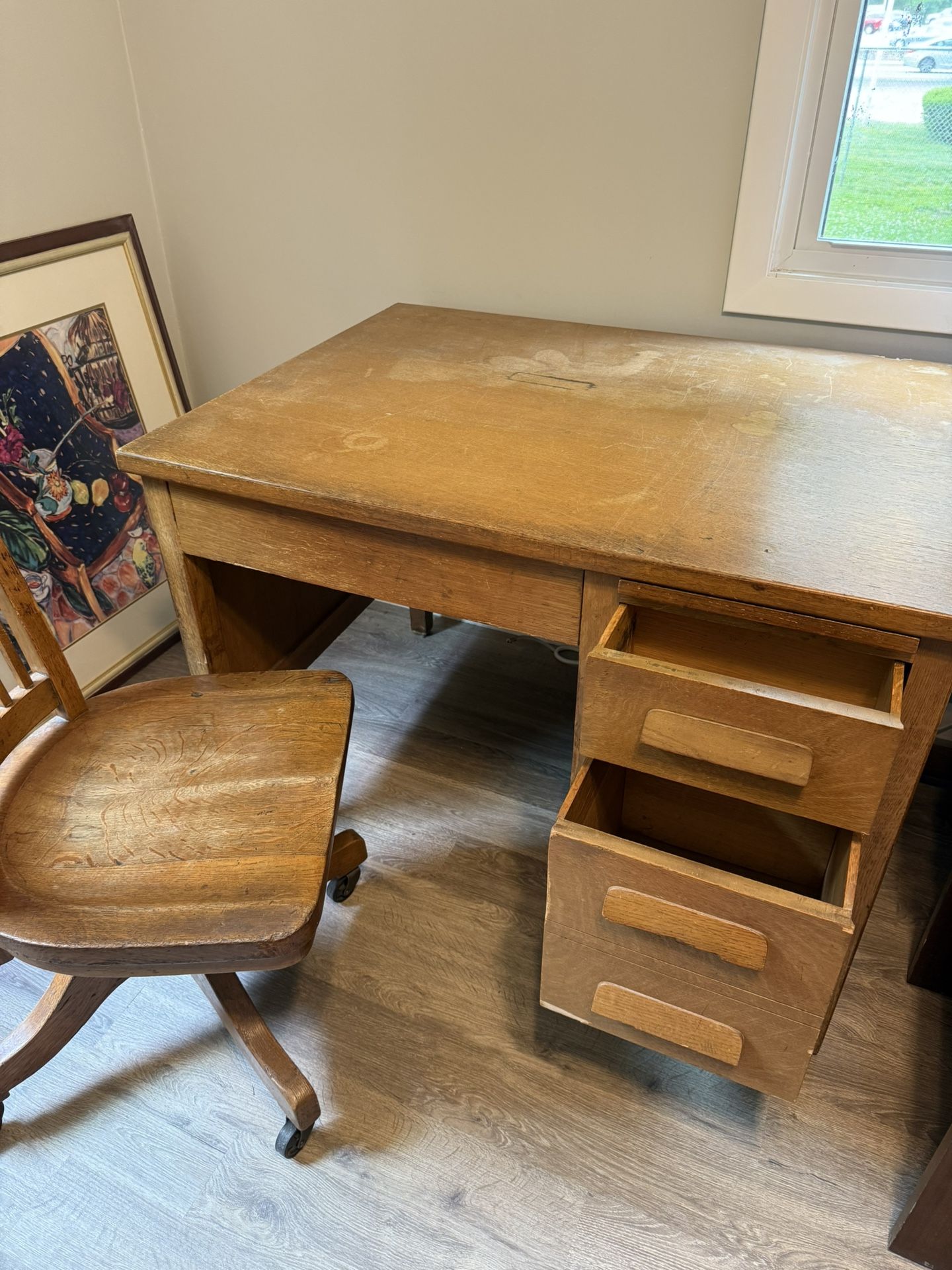 Dove Tail Drawers, Solid Wood Desk