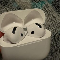 Earpods 4