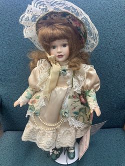 Collectible Clarissa’s Collection Series 2000