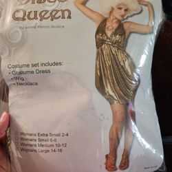 Costume