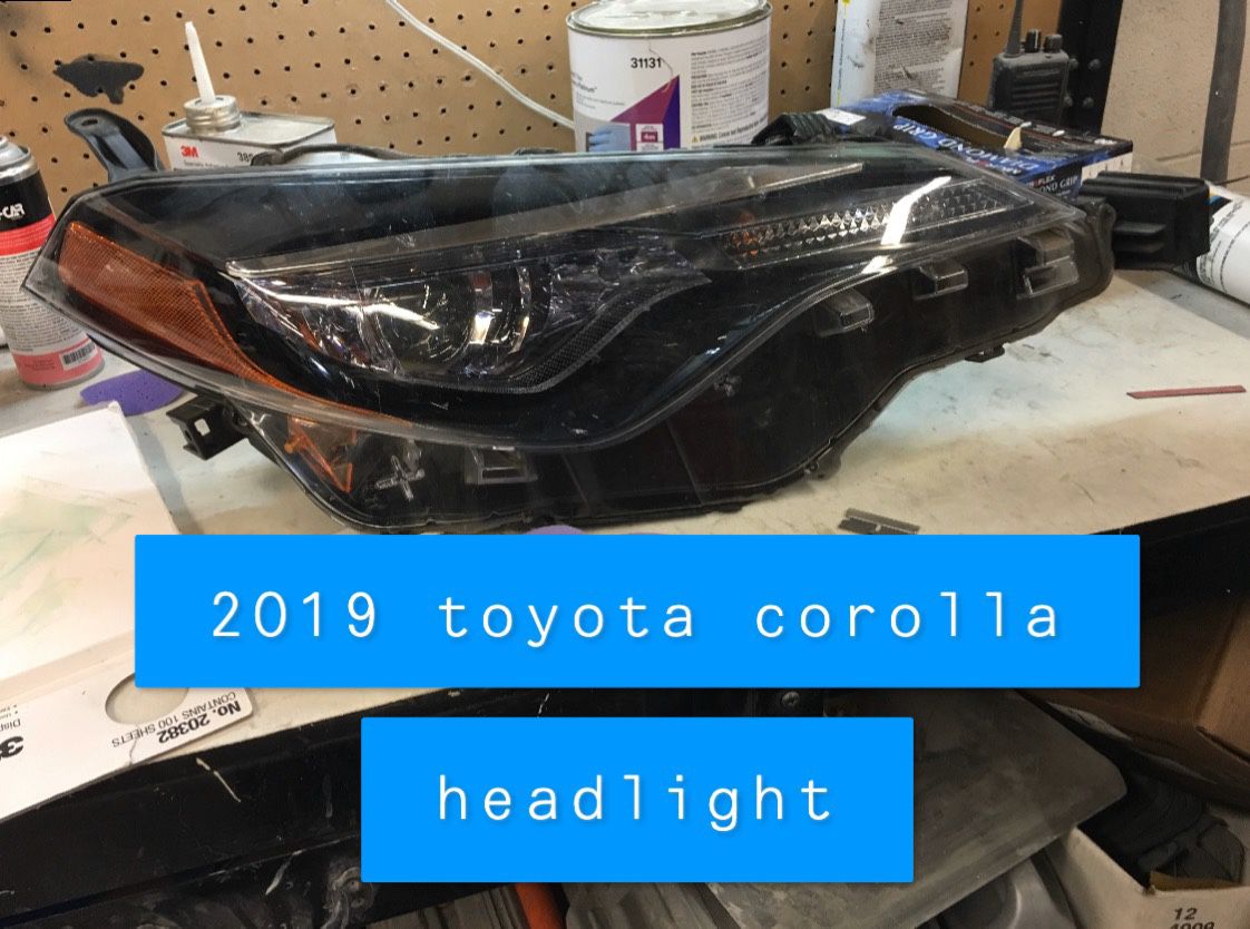 Head light Toyota Corolla