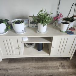 FREE TV Stand