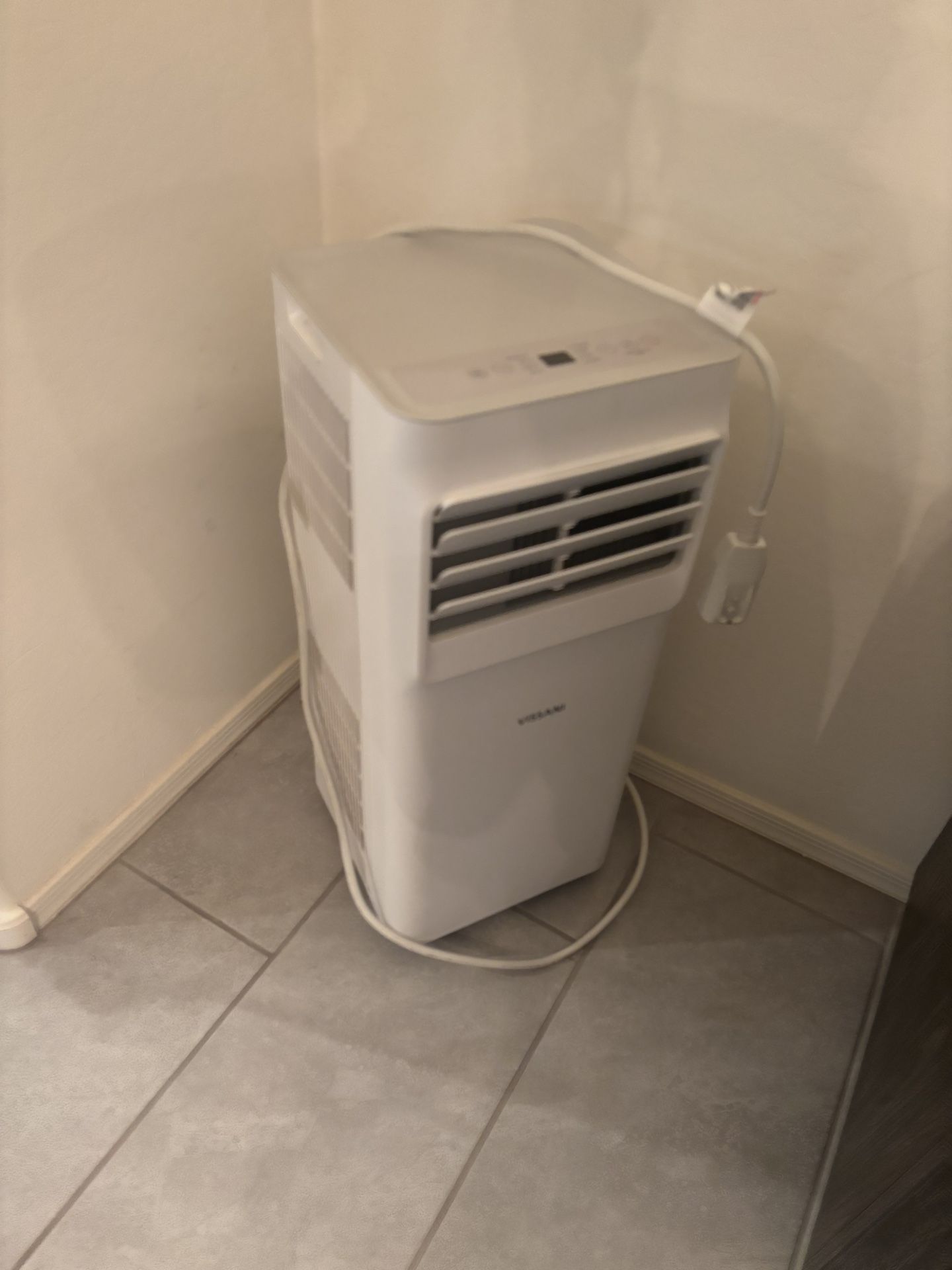 Used Like New AC Unit!!!