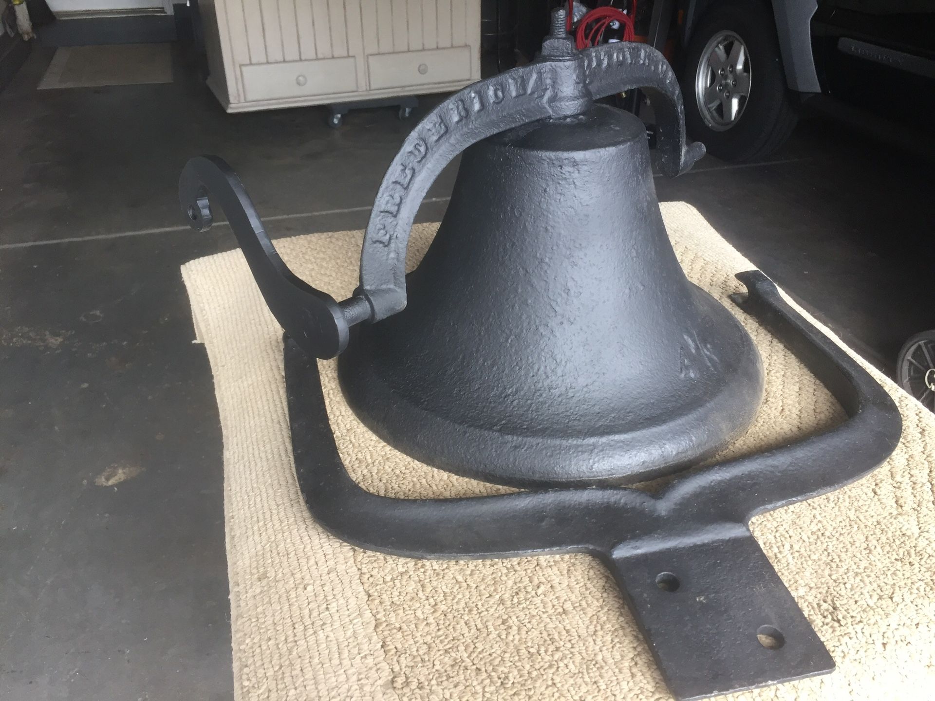 Large Antique Fredericktown, Ohio Cast Iron Bell for Sale in Elgin, IL OfferUp