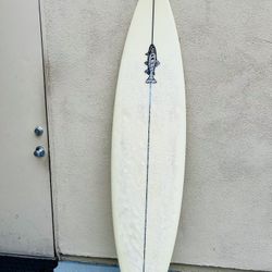 7’2” Barry V Surfboard- Great Condition 