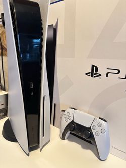 Sony PlayStation 5 PS5 w/ Controller & Original Box