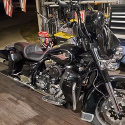 2008 Harley Davidson Electra Glide Motorcycle 