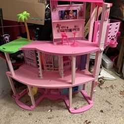 Barbie Dream House (no Pieces)