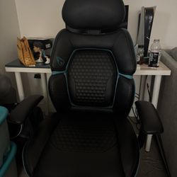 Gaming chair