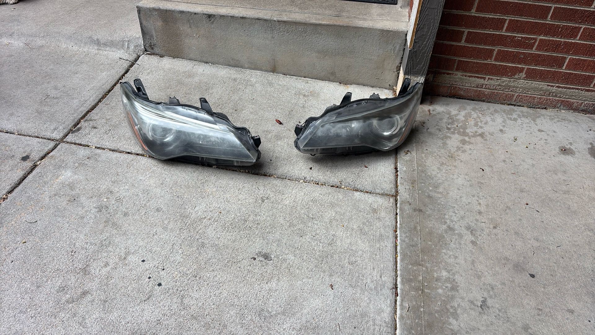 2016 Toyota Camry Headlights
